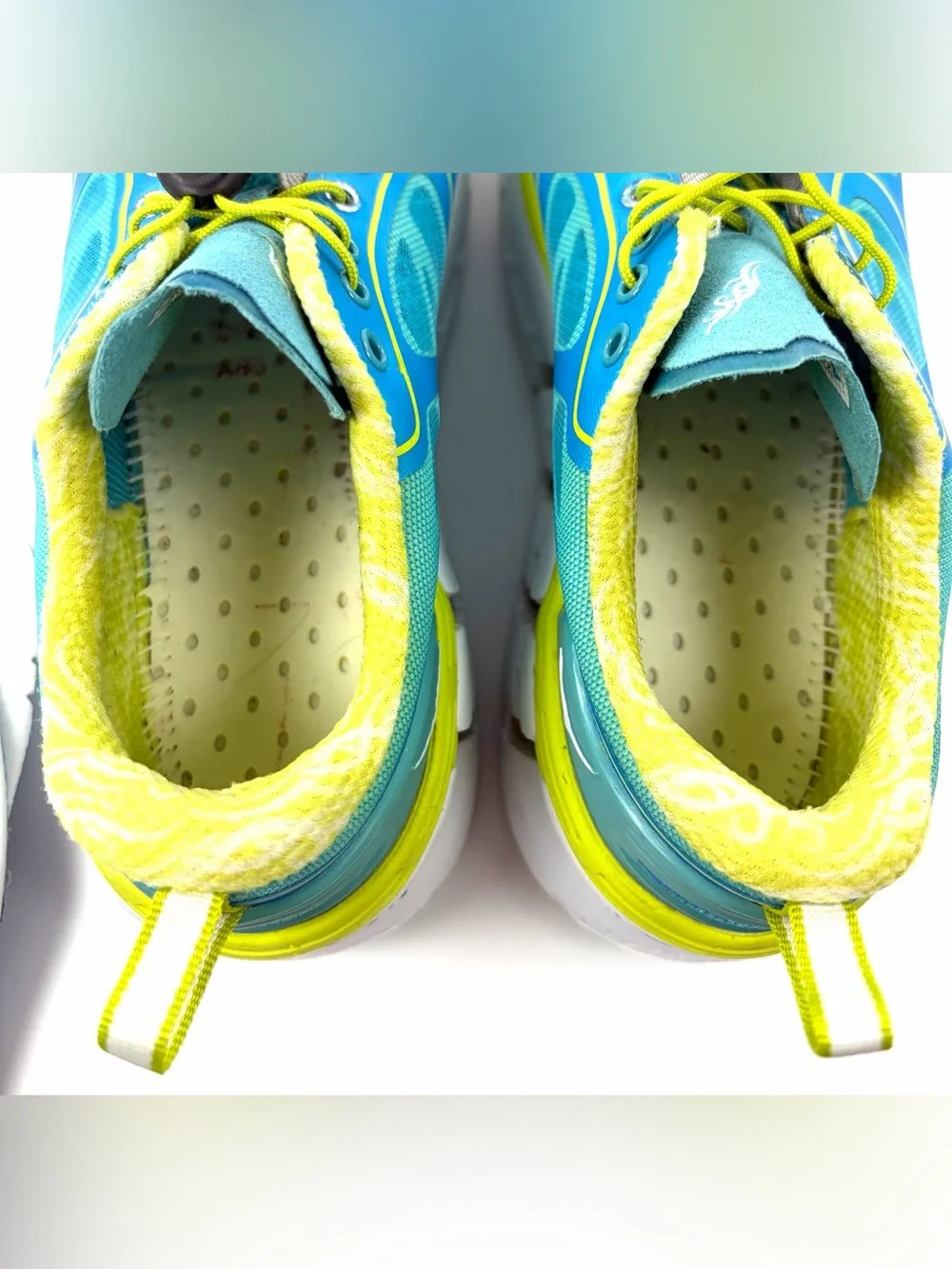HOKA ONE ONE Conquest Women’s 6.5 Blue Lime Max Cushion Running Shoes EU 38